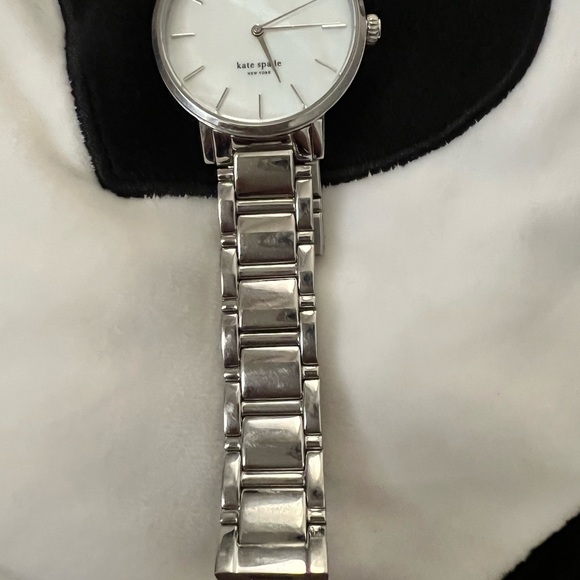 Kate Spade - Picture 2 of 4